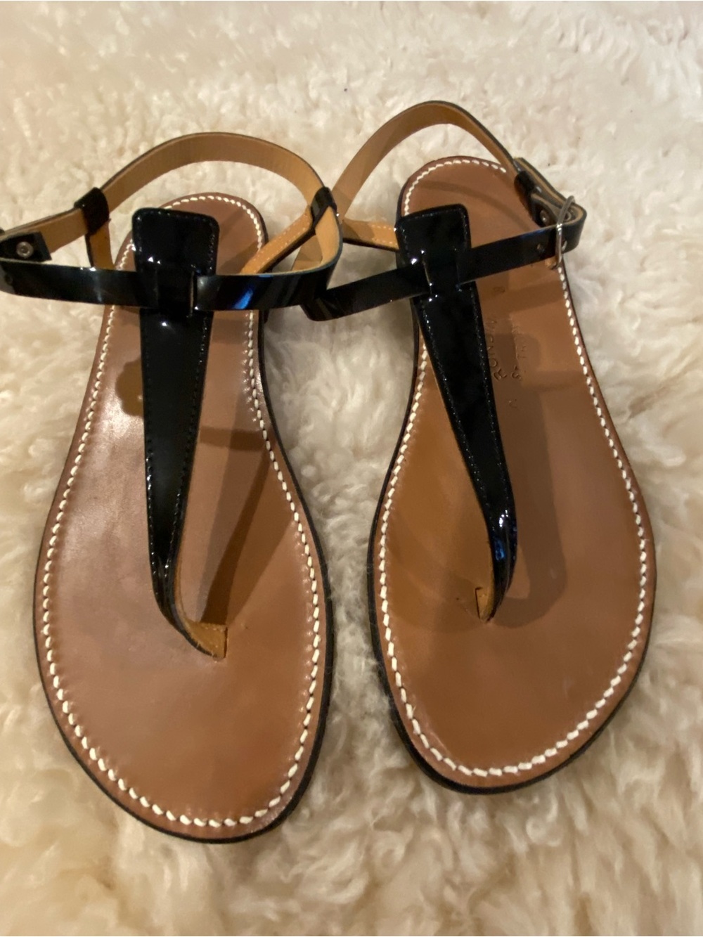 K JACQUES ST TROPEZ RONDINI Black patent thong sandals